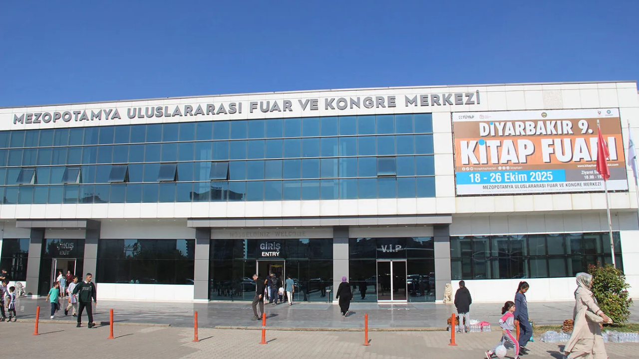Diyarbakır 9. kitap fuarı sona erdi: Yazarlar ve kitapseverler buluştu