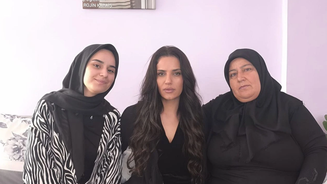 Tara Mamedova, iptal ettiği konserin ardından Rojin’in ailesiyle buluştu