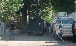 Diyarbakır’da öğrencilerin bıçaklı kavgası: 1’i ağır 4 yaralı