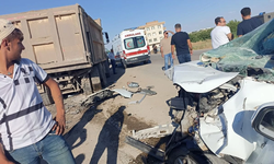 Diyarbakır’da kamyon ve hafif ticari aracın çarpışması sonucu bir kişi hayatını kaybetti