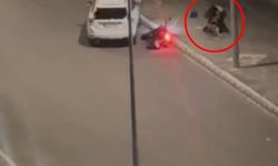 Diyarbakır’da otomobil sürücüsü motosikletliyi ve genç kızı yumrukladı