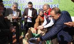 Diyarbakır'da üreticiye %75 hibe ile kırmızı mercimek tohumu dağıtıldı