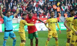 Diyarbakır’da Amedspor, Ankaragücü’ne karşı ilk yarıda sessiz kaldı