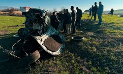 Silvan’da takla atan otomobilde 2 kişi yaralandı