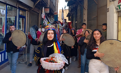 Diyarbakır’da baharın gelişi Çarşema Zipa etkinliğiyle kutlandı