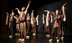 Amed tiyatro festivali'nde "Chonur" gösterisinin ardından festival iptal edildi
