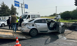 Diyarbakır’da trafik kazası: Hızlı araç kavşağa çarptı, 3 yaralı