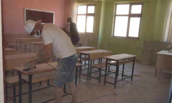 Eğil’de okul idarecilerinden örnek davranış: Tatilde tadilat