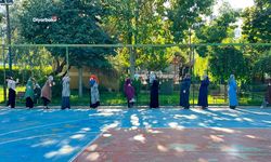 Diyarbakırlı kadınların sabah sporu ve havuz etkinliği