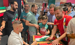 Amedspor’un iki yıldızı Diyarbakır’da coşkuyla karşılandı