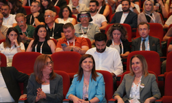 Diyarbakır’da Panel: İnsan Hakları, Kültür ve Demokrasi konuşuldu