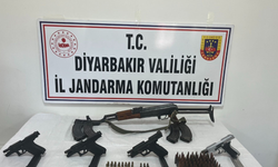 Çınar’da 5 ruhsatsız silah ve çok sayıda mühimmat ele geçirildi