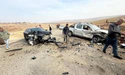 Diyarbakır yollarında kaza: İki araç çarpıştı