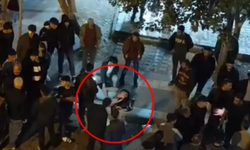 Diyarbakır’da AVM yakınında silahlı kavga! 2 genç vuruldu