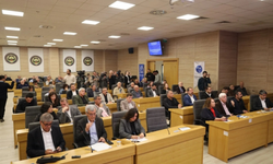 Diyarbakır’da barış süreci için hukuk temelli çözüm önerileri gündemde