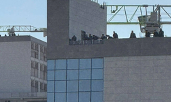 Diyarbakır Şehir Hastanesi’nde kriz: İşçiler yeniden çatı protestosunda