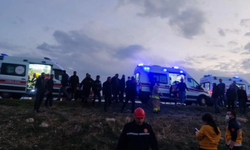 Mardin-Diyarbakır yolunda takla atan araç: 1 ölü, 2 yaralı