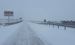 Çermik–Siverek yolunda kar engeli: Ulaşımda aksamalar yaşanıyor