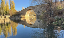 Diyarbakır’ın asırlık köprüsü, kışın adeta zaman durduruyor