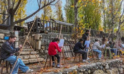 Diyarbakırlı öğrenciler doğa ve tarihi tuvale taşıyor