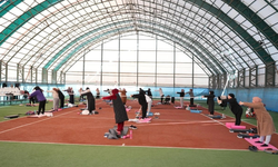 Kayapınar’da kadınlar güne sporla başlıyor: Sabah etkinliklerine yoğun ilgi