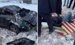 Diyarbakır-Bingöl yolunda buzlanma kazası: Otomobil takla attı, 2 kişi yaralandı