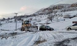 Kar nedeniyle bir yol daha kapandı: Geçişe izin verilmiyor