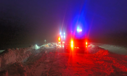 Diyarbakır’da kar hayatı felç etti: 500’den fazla araç yollarda mahsur kaldı