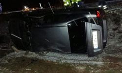 Diyarbakır Ergani'de otomobil takla attı: 2 kişi hastanelik oldu