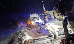 Hazro’da kar engelini aşan müdahale: 1 yaşındaki Mina’ya greyder eşliğinde ulaşıldı