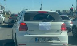 Diyarbakır'da dikkat çeken görüntü: Yeni sürücüyüm, sabır imandandır