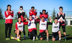 Amedspor Kadın Futbol Takımı'nın Milli Gururu: Dört ülke dört yıldız