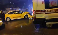 Diyarbakır'da ticari taksi ile minibüs çarpıştı: Ölü yaralı var mı?