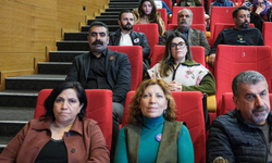 Diyarbakır’da Dünya Anadil Günü paneline yüzlerce kişi katıldı: “Çok Dilliliği savunuyoruz”