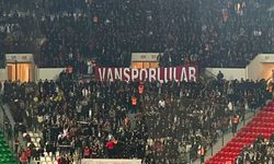 Başkan tepki gösterdi, Vanspor taraftarı teşekkür etti