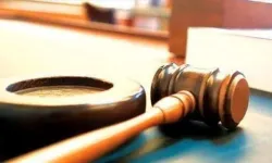 Sahte basın kartıyla davaya giren kişi tutuklandı