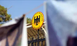 Almanya, büyükelçilik personelini İran'dan çıkardı