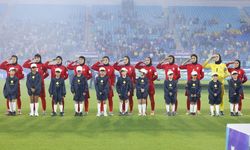 İranlı kadın futbolcular Avustralya'da mahsur kaldı!