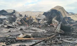 Can pazarı gibi yangın: Hamile kadın ve beş çocuğu yaşamını yitirdi