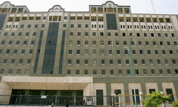 Tahran’da stratejik nokta vuruldu: İran İstihbarat Bakanlığı hedef alındı