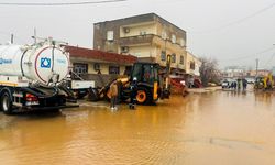 Diyarbakır'da su baskınlarına anında müdahale: 110 personel görev yaptı