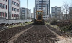 Diyarbakır'da şoförlerin kabusu olan yollar yenileniyor