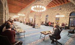 Diyarbakır'da şehir-üniversite buluşması: Ramazan hasbihallerinin sonuncusu yapıldı