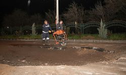 Diyarbakır'da yoldaki çökme 7 saatte onarıldı: Trafik normale döndü