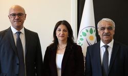 DEM Parti heyeti İmralı’ya gitti