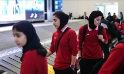 İran Kadın Futbol Takımı Türkiye üzerinden döndü