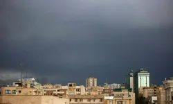 İran'da gökten petrol yağıyor!