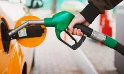 Benzin ve motorine büyük zamlar kapıda: 5 TL yükselecek