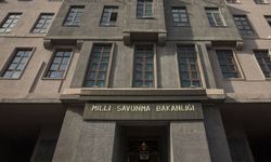 Savunma Bakanlığı açıklandı: İran'dan Türkiye'ye iki füze ateşlendi!