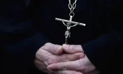 Resmen kabul edildi: "Onlarca çocuk istismar edildi"